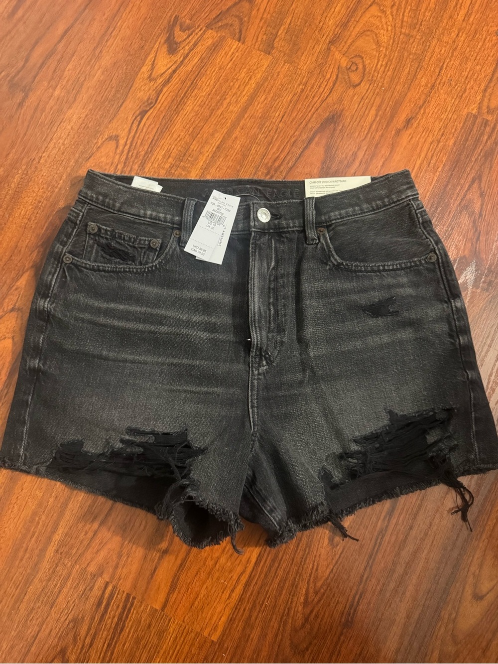 AE Highest Waist 90s boyfriend short sz 10